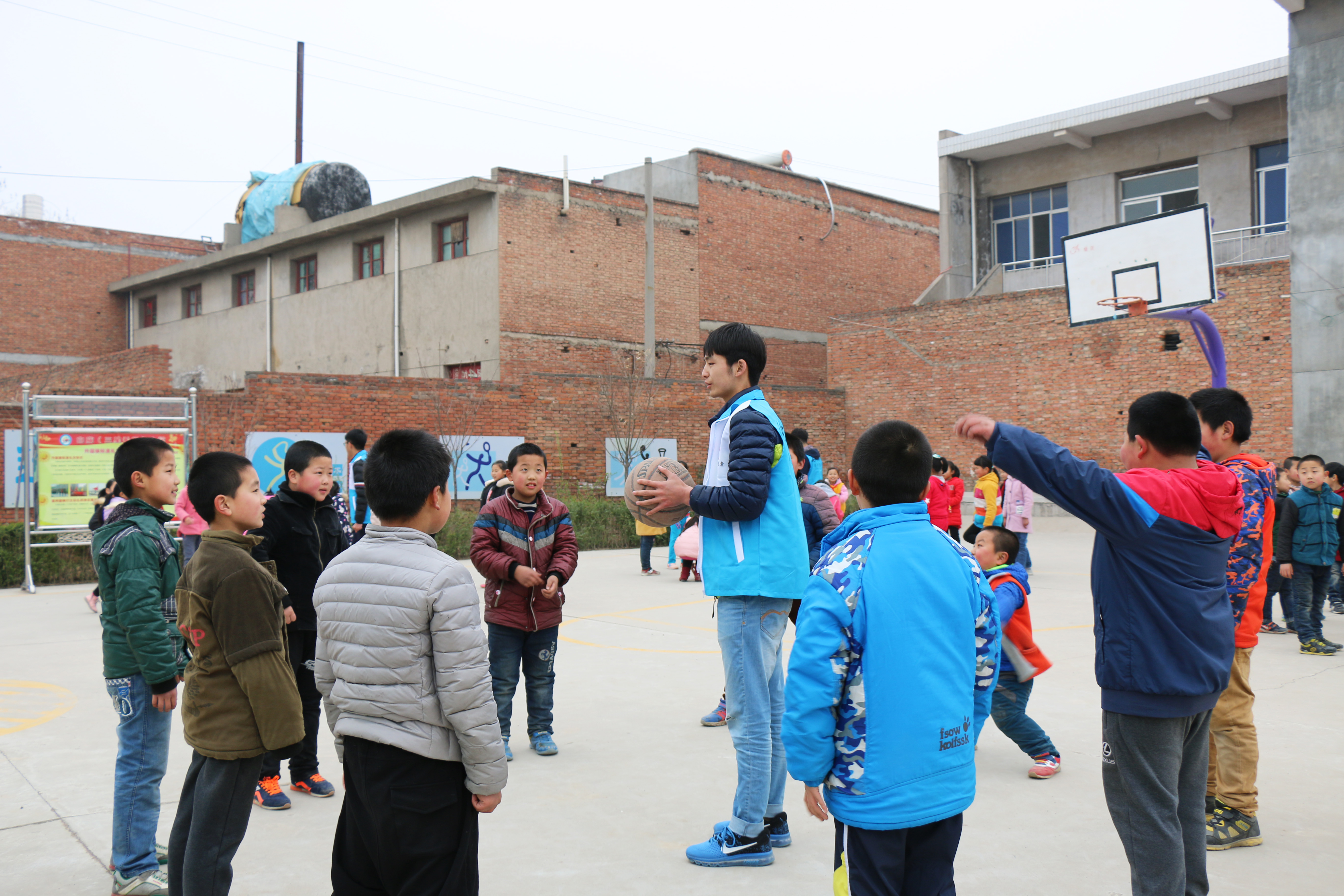 白庙小学图片