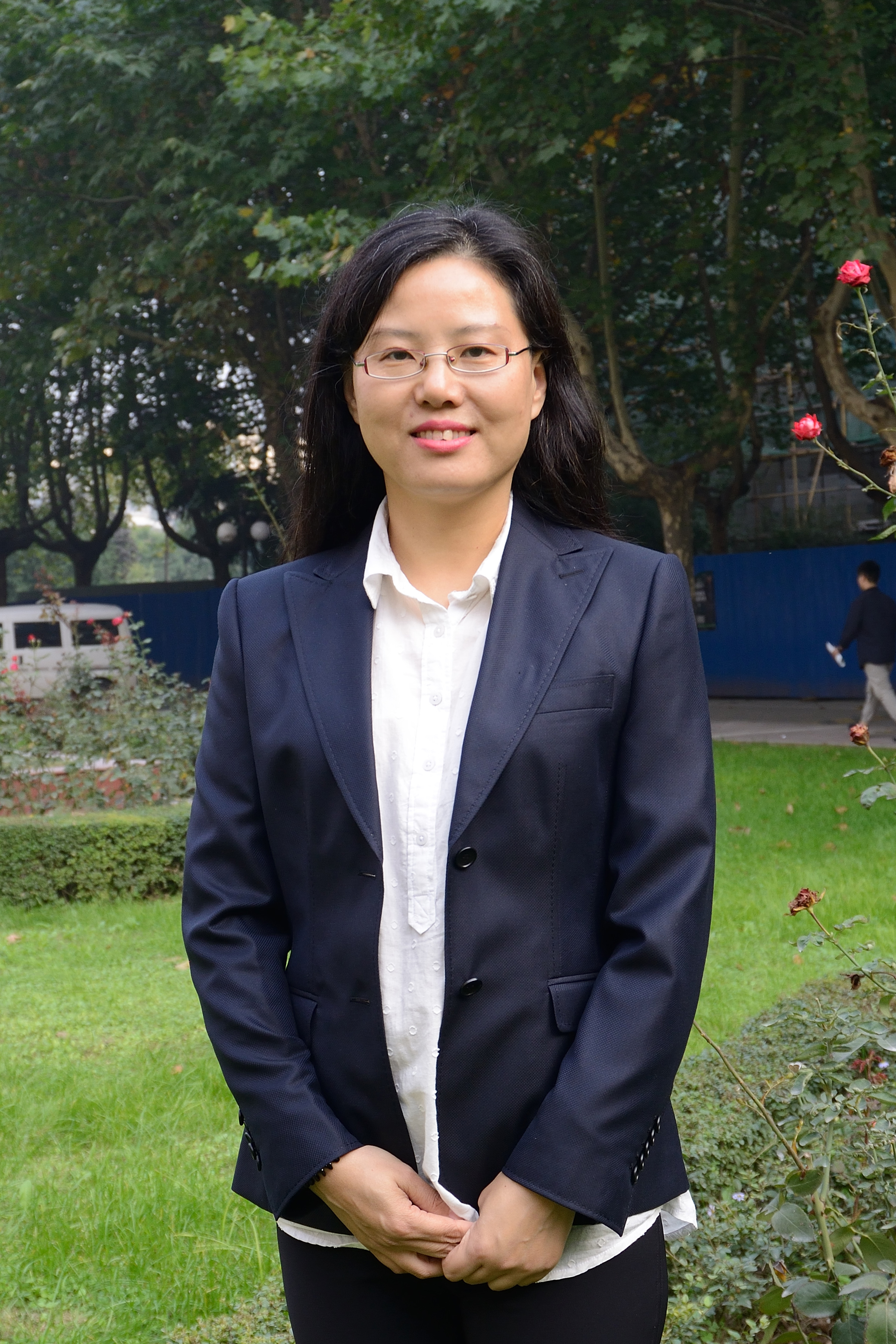 校级教学名师郭嫣